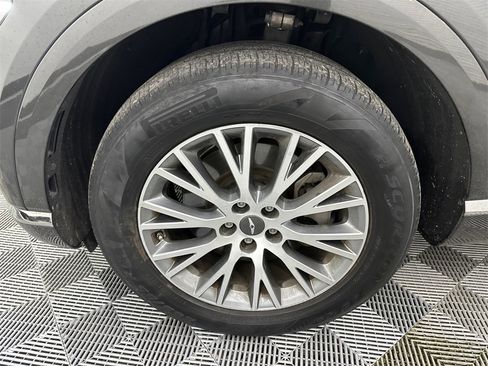 Used 2024 Genesis GV80 2.5T image 13