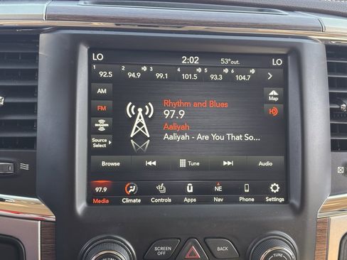 Used 2018 RAM 2500 Laramie w/ Convenience Group image 28