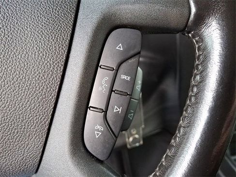 Used 2020 Chevrolet Express 2500 w/ Driver Convenience Package image 21