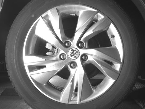 Used 2025 Buick Encore GX Preferred FWD image 18