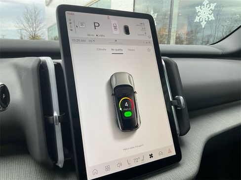 New 2026 Volvo EX30 Cross Country Ultra image 23