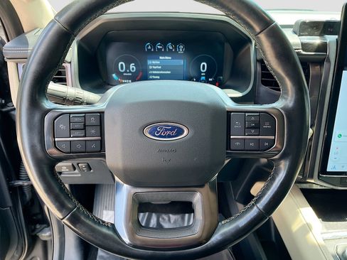 Used 2022 Ford Expedition Platinum AWD/4WD image 10