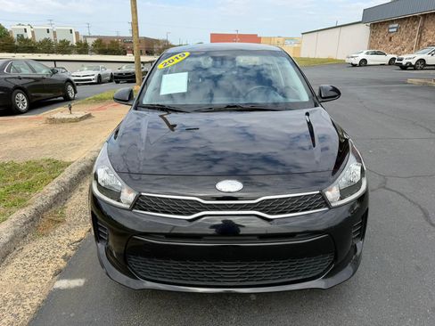 Used 2019 Kia Rio LX image 2