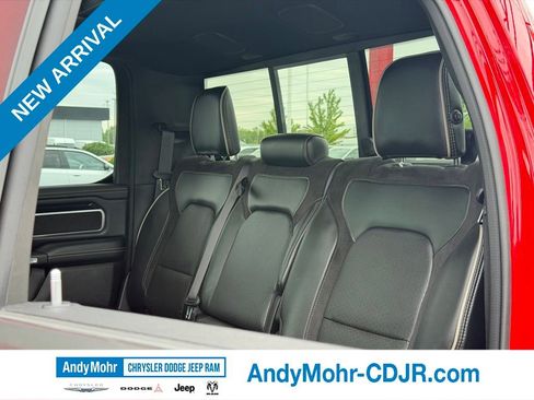 Used 2019 RAM 1500 Laramie AWD/4WD image 32