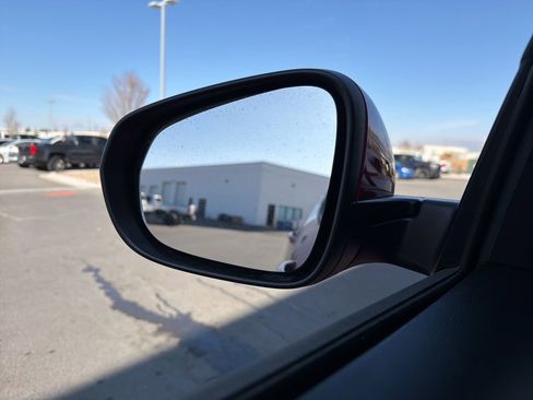 New 2026 Chevrolet Trax LT image 4