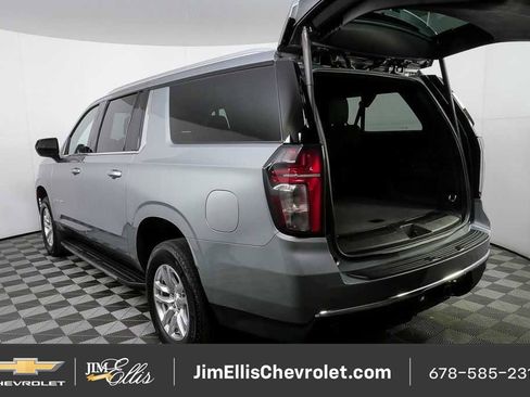 Certified 2024 Chevrolet Suburban LT RWD image 34
