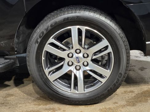 Used 2024 Ford Expedition Max Limited RWD image 17