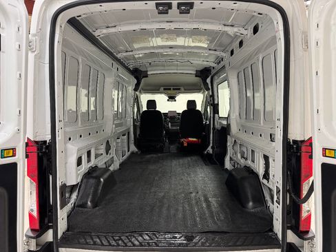 Used 2020 Ford Transit 250 Medium Roof image 27