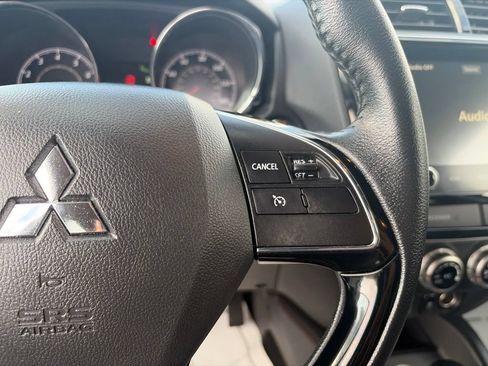 Used 2025 Mitsubishi Outlander Sport ES AWD/4WD image 19