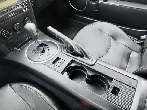 Used 2006 MAZDA MX-5 Miata Grand Touring RWD image 26