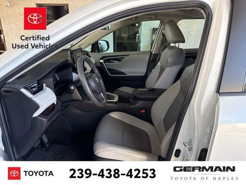 Used 2023 Toyota RAV4 Limited FWD image 14
