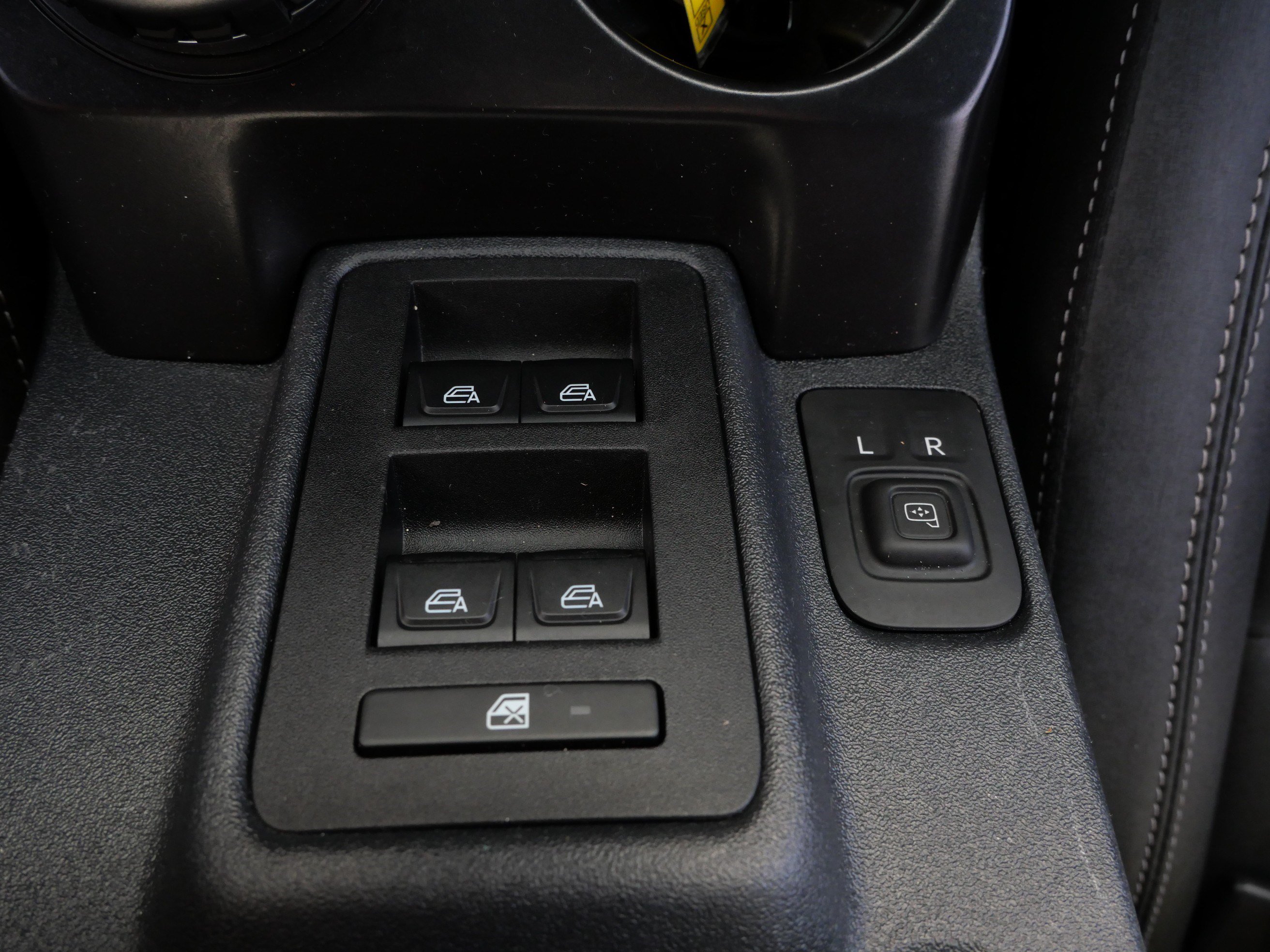 Used 2025 Ford Bronco Big Bend w/ Black Diamond Package AWD/4WD image 33