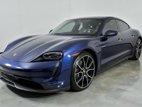 Used 2023 Porsche Taycan RWD image 5