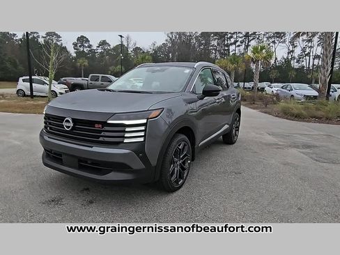 New 2026 Nissan Kicks SR image 19