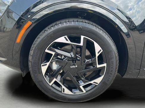 Used 2023 Kia Sportage SX FWD image 30