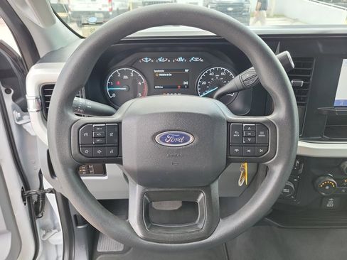 Certified 2025 Ford F250 XLT AWD/4WD image 28