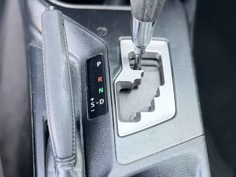 Used 2017 Toyota RAV4 XLE w/ Carpet Mat Package image 22