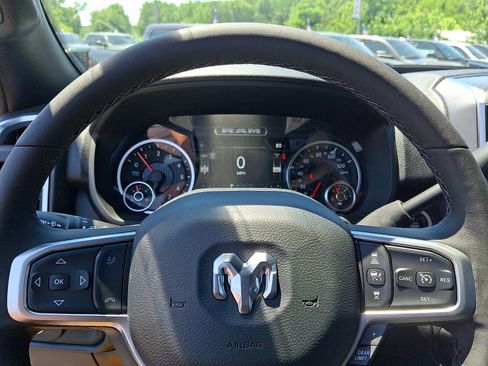 New 2026 RAM 2500 Big Horn AWD/4WD image 18