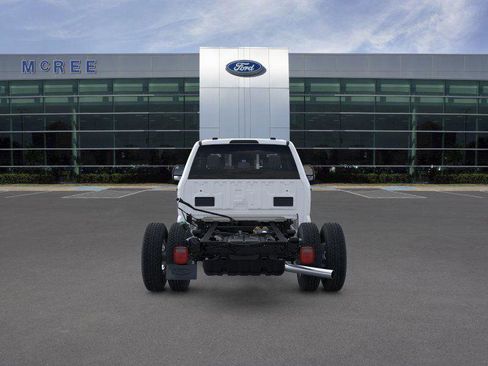 New 2025 Ford F350 XL image 5