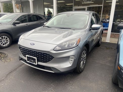 Used 2022 Ford Escape SEL image 4