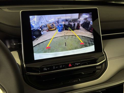 New 2025 Jeep Compass Limited AWD/4WD image 24