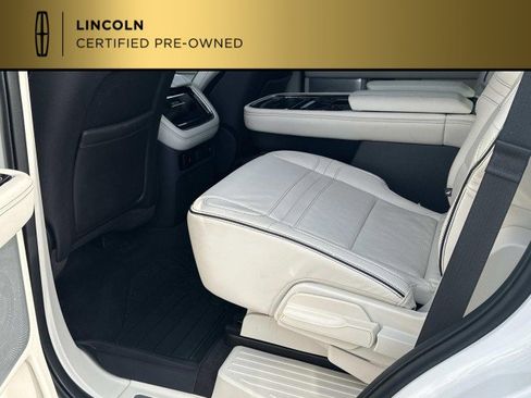 Used 2022 Lincoln Navigator Black Label image 11