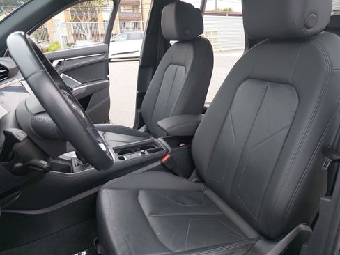 Used 2019 Audi Q3 2.0T Premium w/ Convenience Package AWD/4WD image 15