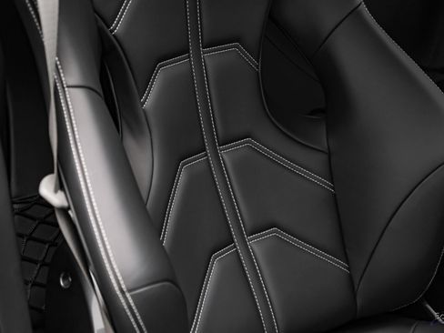 Used 2017 Ferrari F12 Berlinetta RWD image 60