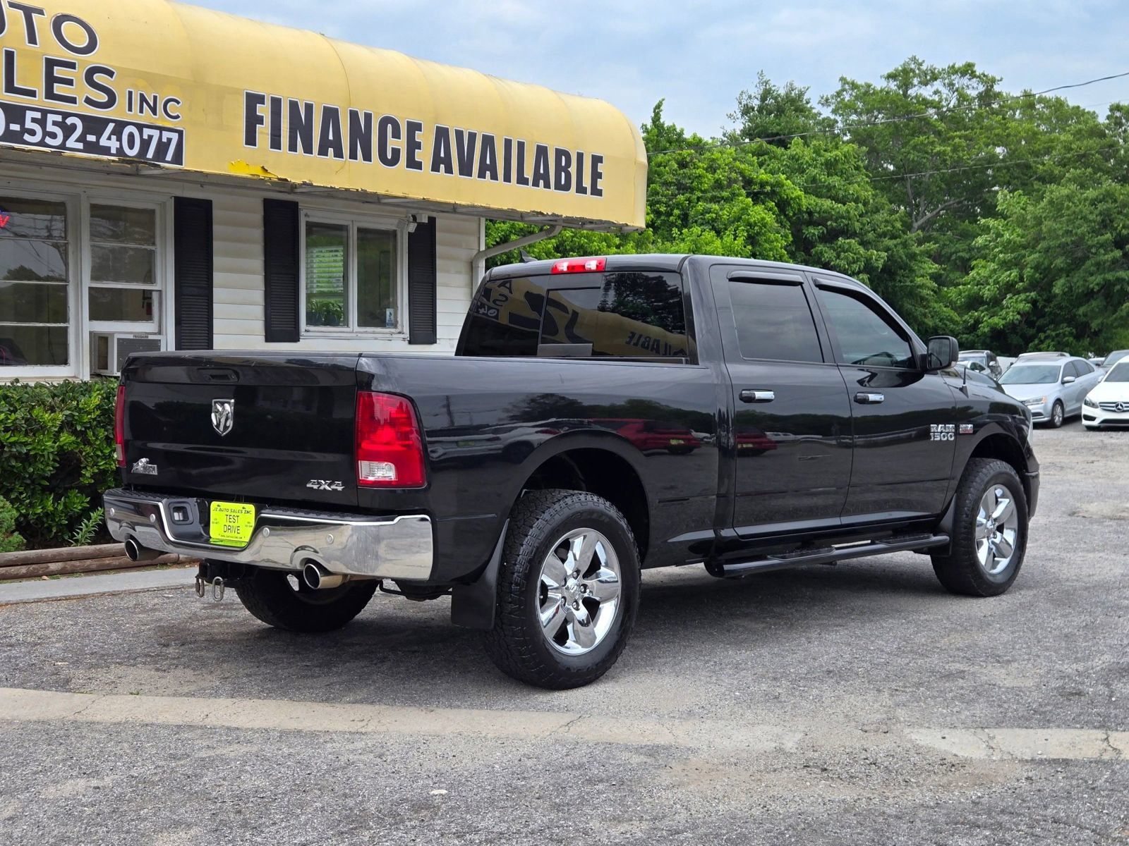 Used 2017 RAM 1500 Big Horn AWD/4WD image 3