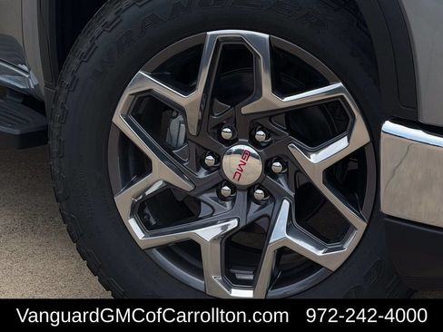New 2026 GMC Sierra 1500 SLT AWD/4WD image 9