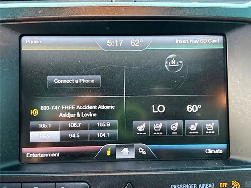 Used 2016 Ford Explorer Platinum image 15