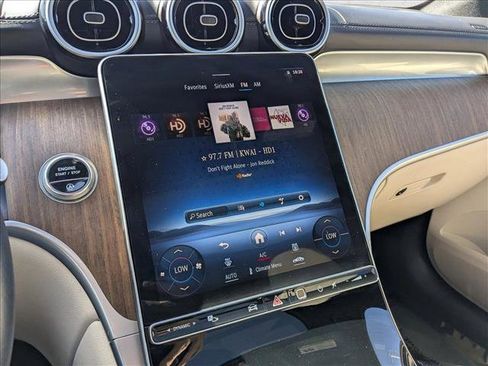 Used 2024 Mercedes-Benz GLC 300 GLC 300 image 14