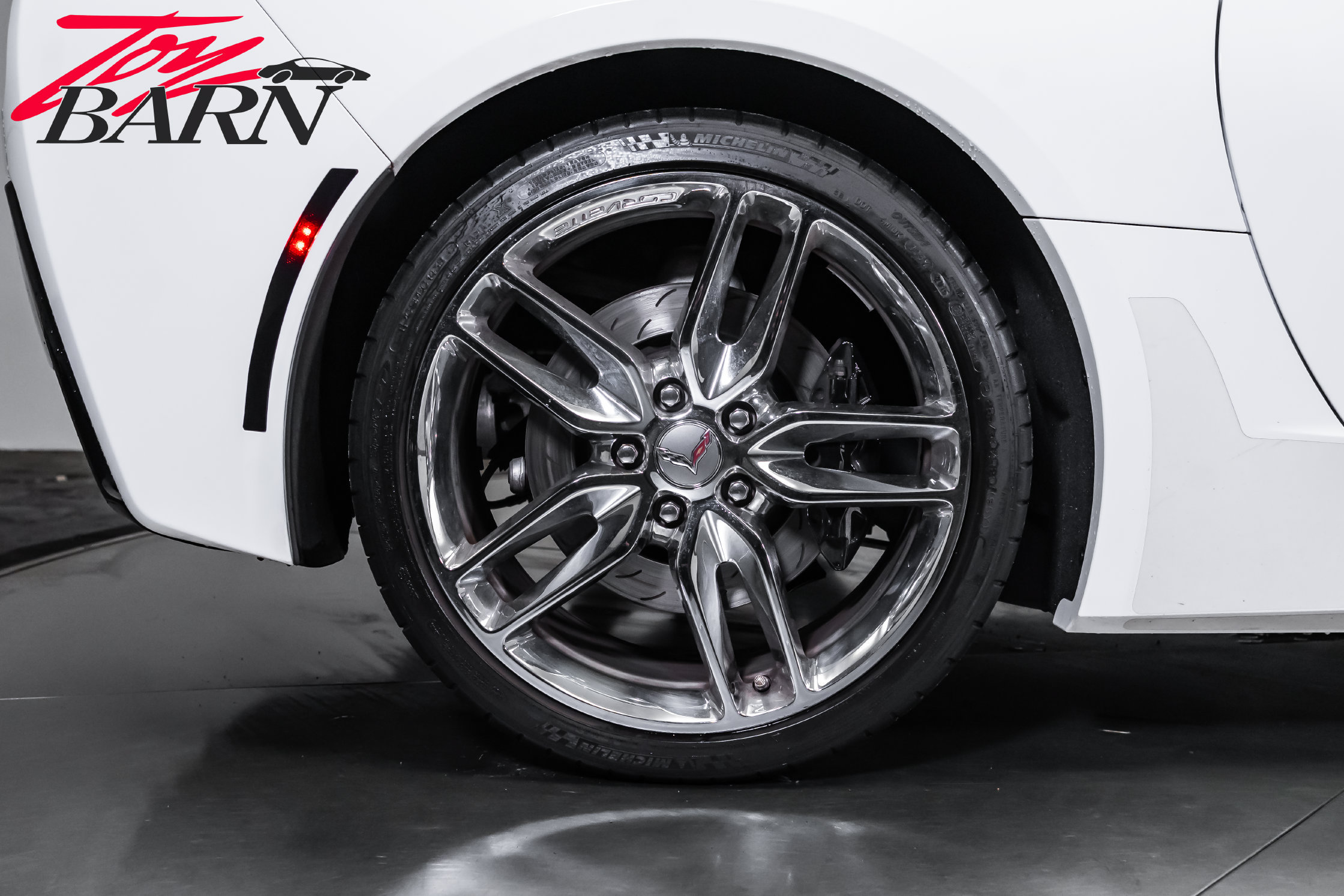 Used 2015 Chevrolet Corvette Stingray Coupe w/ 2LT Preferred Equipment Group RWD image 21