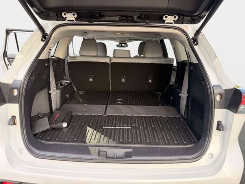Used 2026 Toyota Highlander XLE AWD/4WD image 22