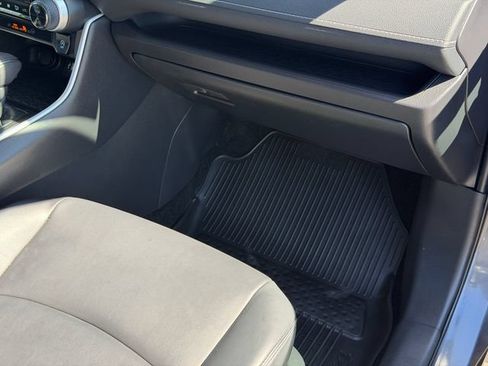 Used 2024 Toyota RAV4 XLE Premium FWD image 22
