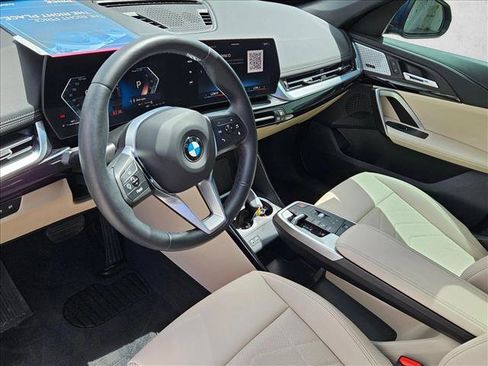Used 2025 BMW X1 xDrive28i w/ Convenience Package AWD/4WD image 10
