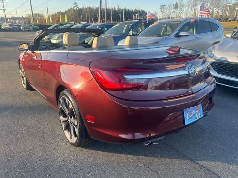 Used 2019 Buick Cascada Premium image 5