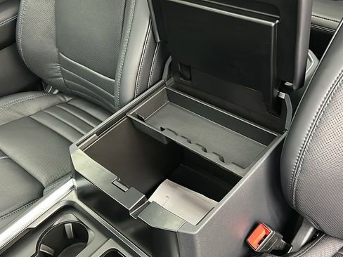 Used 2026 Ford F450 Platinum image 28