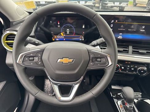 New 2026 Chevrolet Trax LT w/ Driver Confidence Package image 14