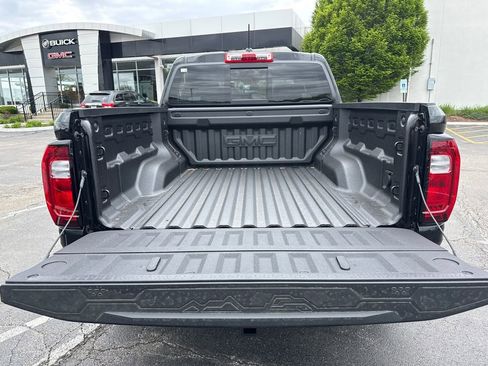 New 2026 GMC Canyon AT4 w/ Technology Plus Package AWD/4WD image 34