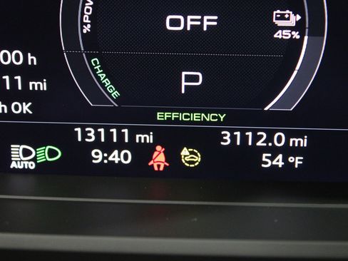 Used 2024 Audi Q4 e-tron Premium Plus image 13