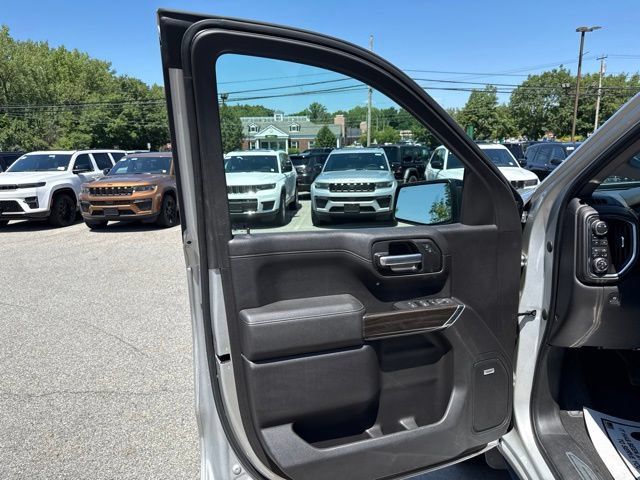 Used 2019 Chevrolet Silverado 1500 RST w/ All-Star Edition AWD/4WD image 24