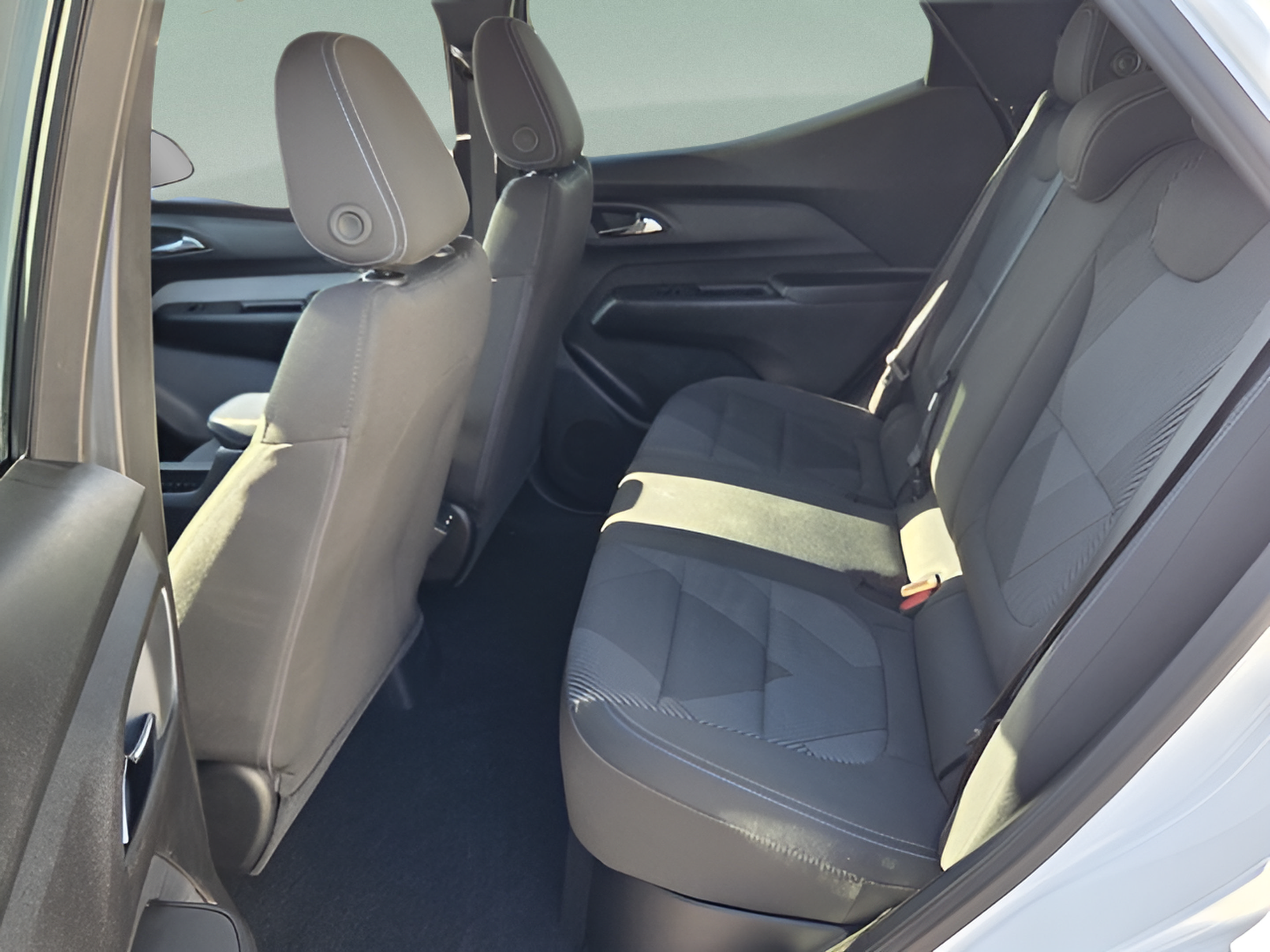 Certified 2027 Chevrolet Bolt LT w/ Comfort Package FWD image 11