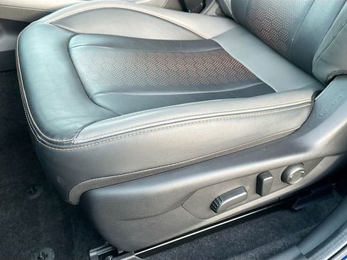 Certified 2025 Subaru Crosstrek 2.5i Limited w/ Crosstrek Mirror Package image 27