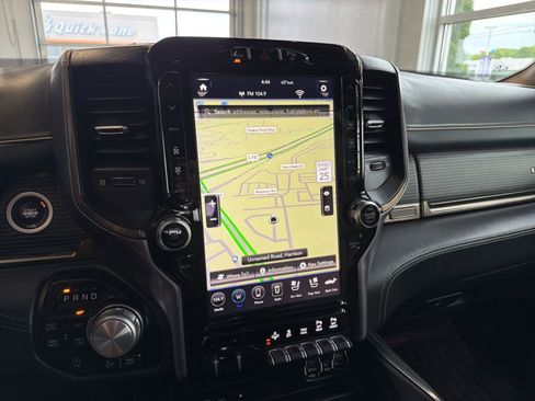 Used 2019 RAM 1500 Limited AWD/4WD image 18