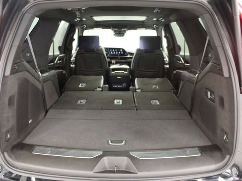 Used 2023 Cadillac Escalade Sport image 12
