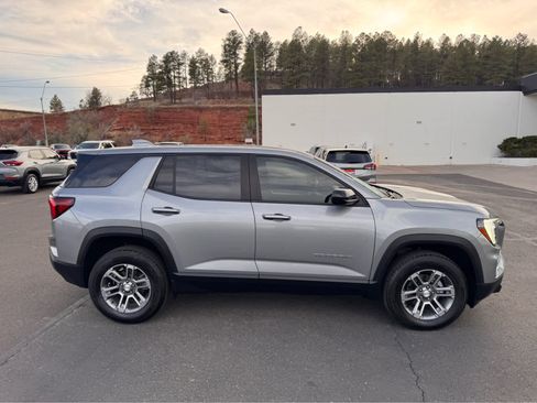 Used 2025 GMC Terrain Elevation image 6