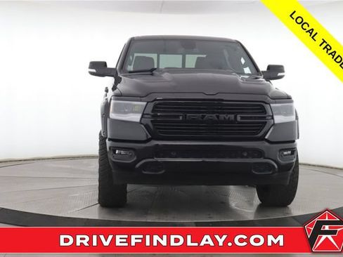Used 2019 RAM 1500 Laramie AWD/4WD image 12