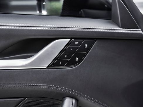 Used 2024 Porsche 911 Turbo S AWD/4WD image 30