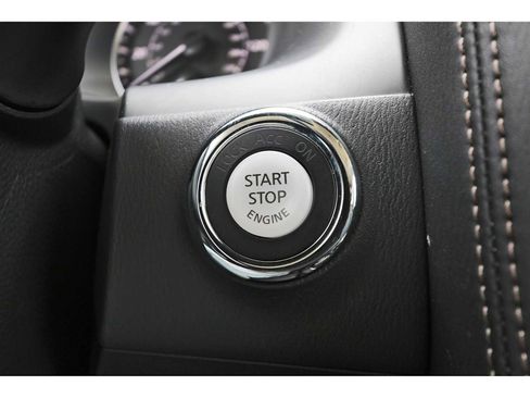 Used 2024 Nissan Armada Platinum w/ Captain's Chairs Package image 29